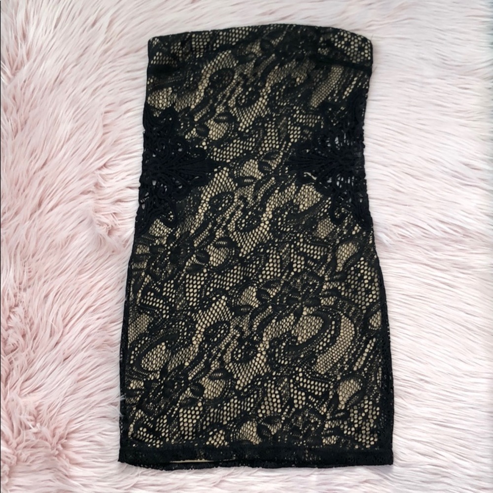 *Forever 21 Strapless Black mini dress size small 2010